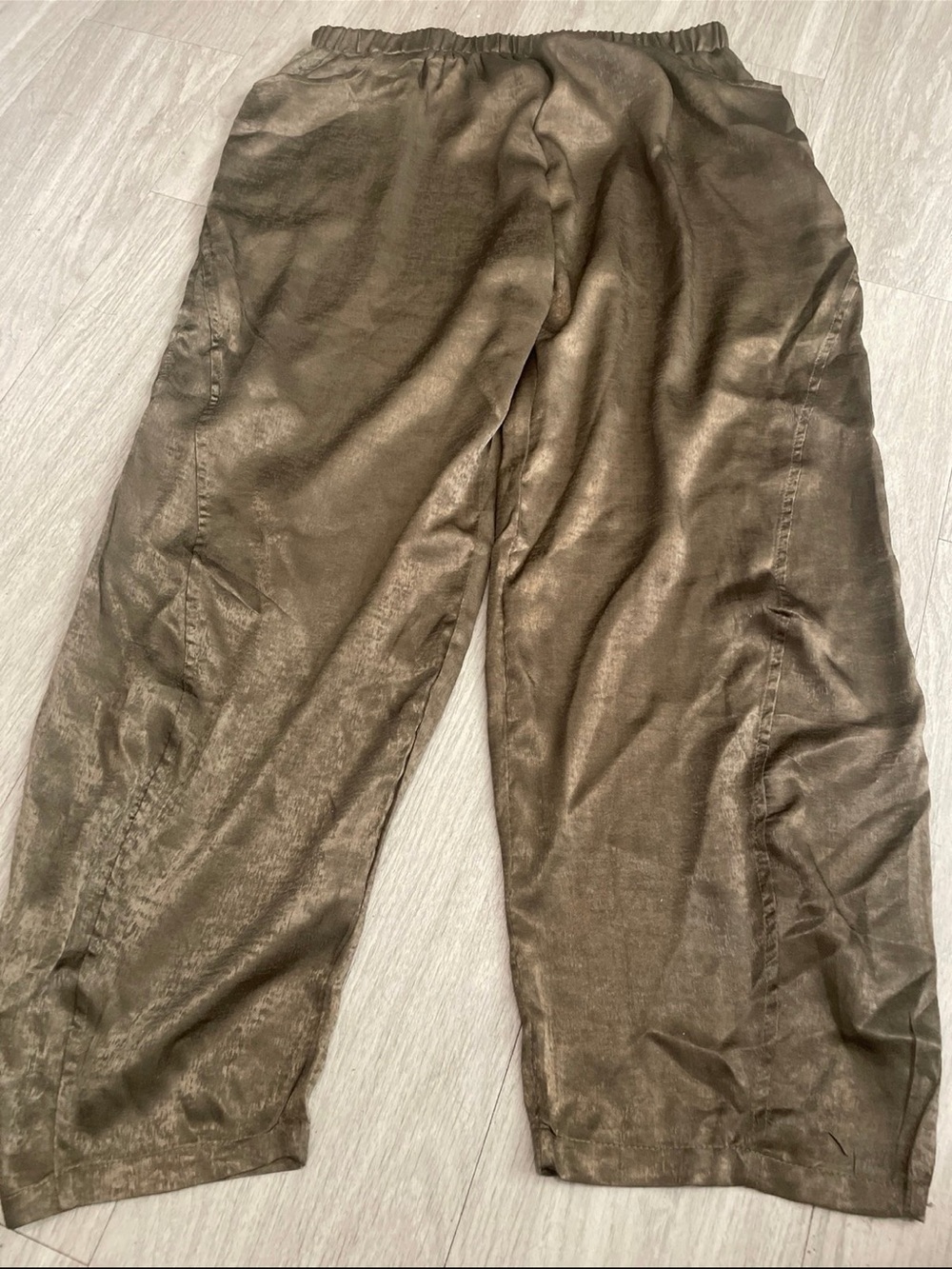 Wide-Leg Women's Pants in Olive